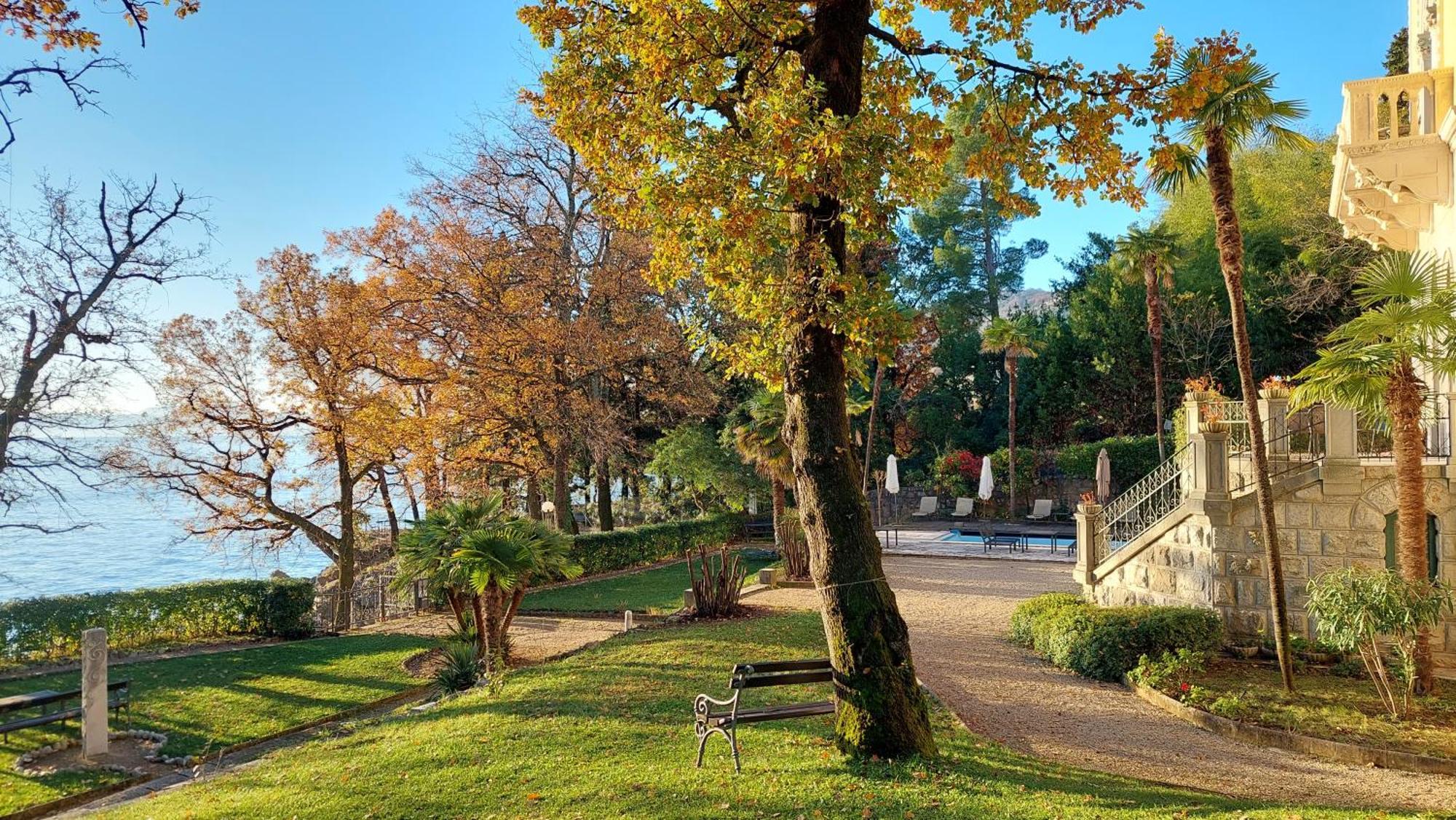 Hotel Villa Astra Lovran Dış mekan fotoğraf