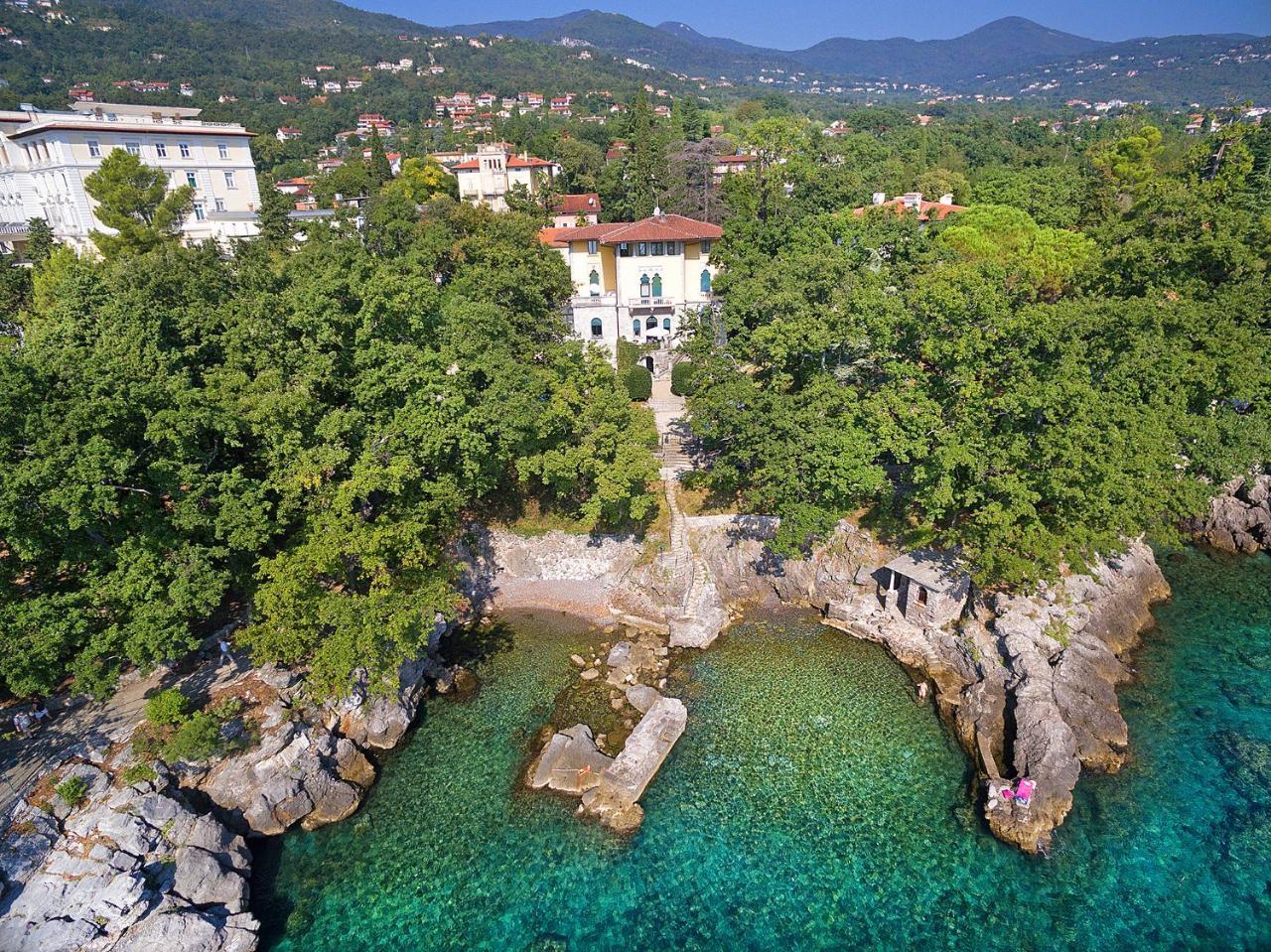 Hotel Villa Astra Lovran Dış mekan fotoğraf